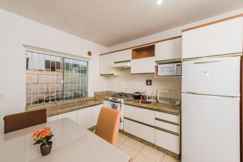 Casa De Temporada Com Quintal Interno Villa Palhoca Ngoại thất bức ảnh